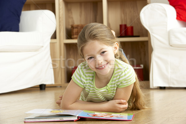 若い女の子 読む 図書 ホーム 子供 幸せ ストックフォト © monkey_business