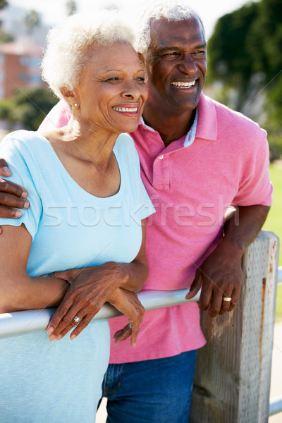 [[stock_photo]]: Couple · de · personnes · âgées · marche · parc · ensemble · femme · femmes