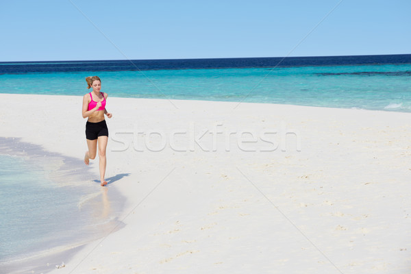 Сток-фото: женщину · работает · красивой · пляж · фитнес · песок
