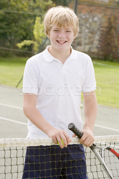 Zdjęcia stock: Młody · chłopak · kort · tenisowy · uśmiechnięty · dzieci · sportu
