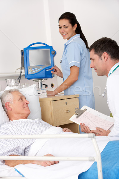 [[stock_photo]]: Médecin · infirmière · patient · USA · accident · urgence