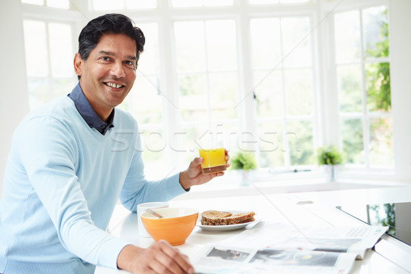 индийской человека завтрак домой продовольствие Сток-фото © monkey_business