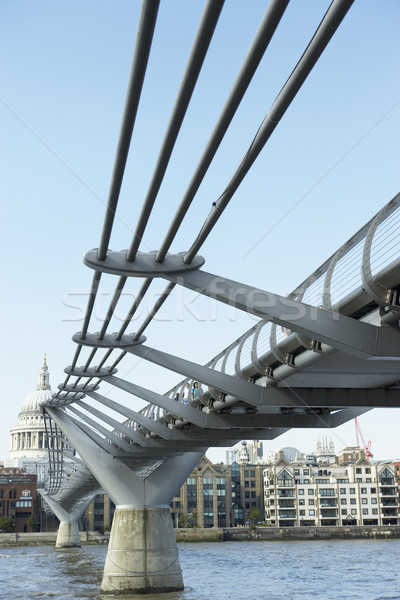 Puente peatonal Londres Inglaterra puente río color Foto stock © monkey_business