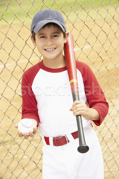 Jouer baseball enfant garçon bat Photo stock © monkey_business