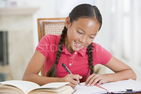 Ragazza compiti per casa bambini bambino colore studiare Foto d'archivio © monkey_business