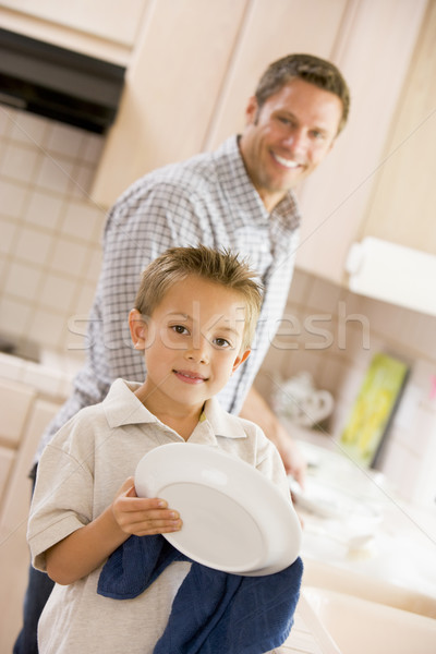 ストックフォト: 父から息子 · 洗浄 · 料理 · プレート · 色 · 父