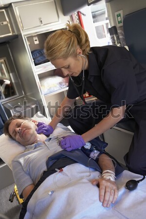 Paramedic pacient ambulanţă spital asistentă portret Imagine de stoc © monkey_business