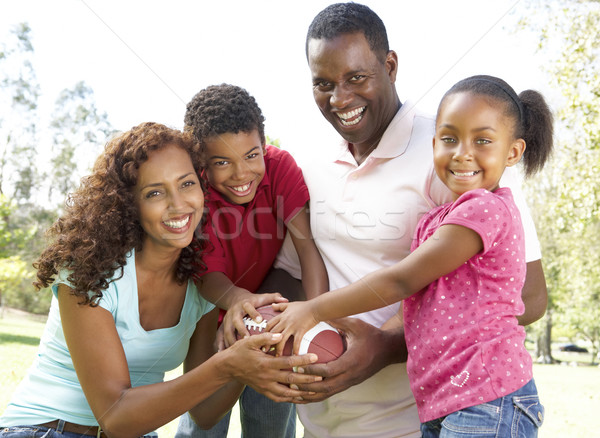 Imagine de stoc: Familie · parc · american · fotbal · copii · om
