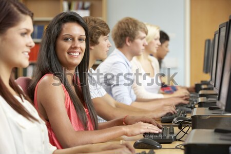 Stockfoto: Groep · studenten · werken · computers · klas · computer