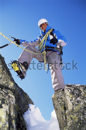Moço saltando trampolim ar homem saltar Foto stock © monkey_business