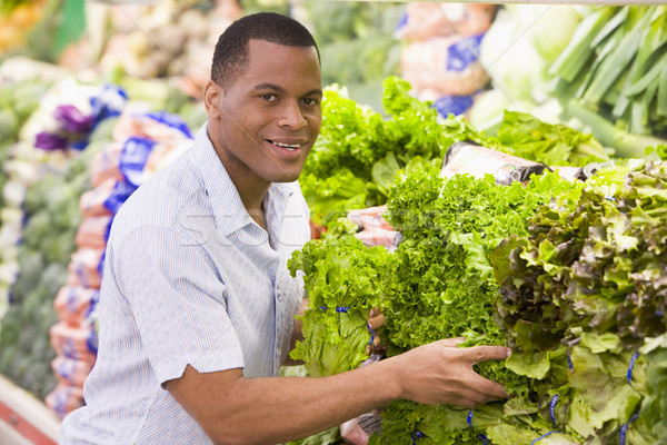 Stockfoto: Man · winkelen · produceren · supermarkt · voedsel