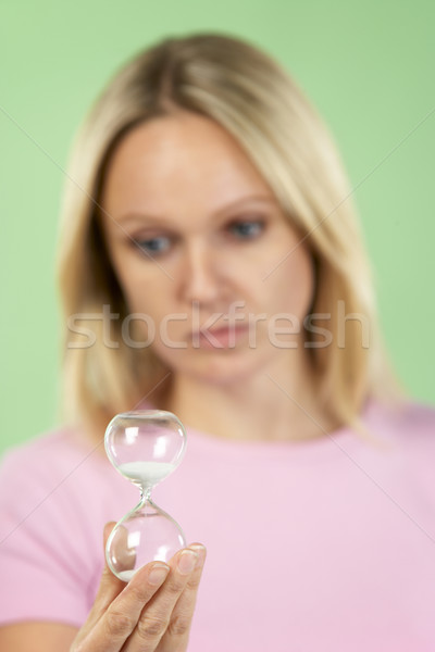 Kadın kum saati üzücü kişi kavram Stok fotoğraf © monkey_business