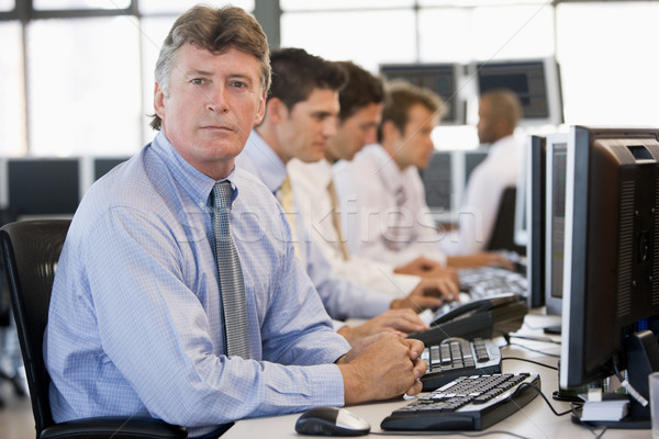 Stoc muncă calculator birou om de afaceri bărbaţi Imagine de stoc © monkey_business