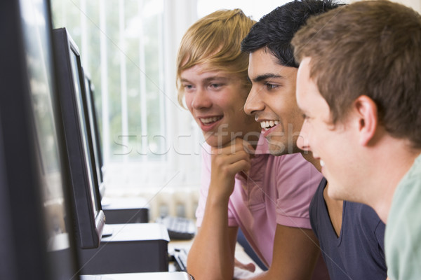 商業照片: 男 · 學院 · 學生 · 計算機實驗室 · 學生 · 技術