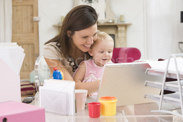 Madre baby home office laptop business computer Foto d'archivio © monkey_business