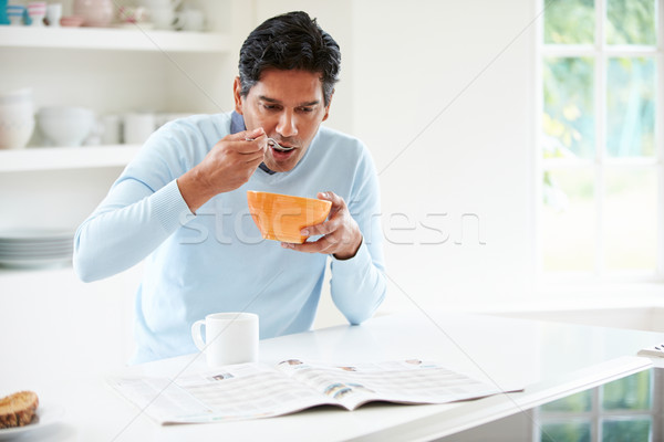 Stockfoto: Indian · man · genieten · ontbijt · home · voedsel