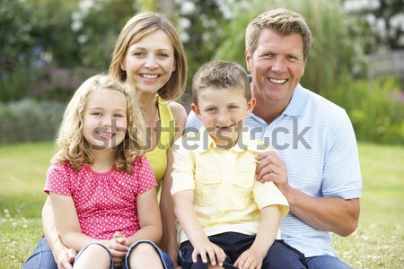 Família ovo colher raça mulher menina Foto stock © monkey_business