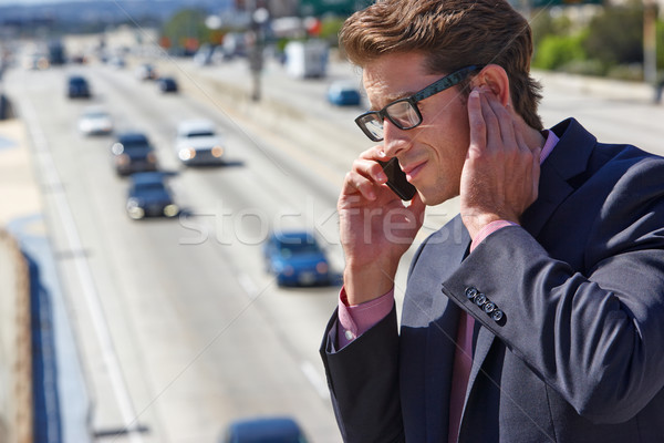 Affaires parler téléphone portable bruyants autoroute affaires Photo stock © monkey_business