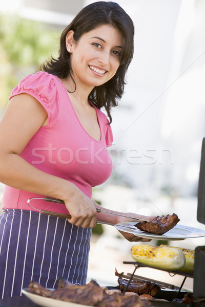 Stockfoto: Vrouw · koken · barbecue · gelukkig · mais · kleur