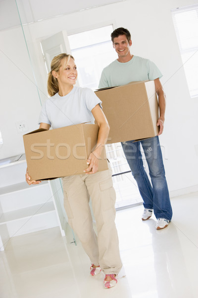 商業照片: 情侶 · 箱 · 移動 · 新居 · 微笑 · 女子