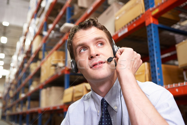 [[stock_photo]]: Affaires · casque · distribution · entrepôt · boîte · hommes