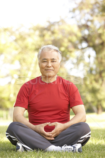 Foto stock: Senior · homem · relaxante · exercer · asiático · pessoa