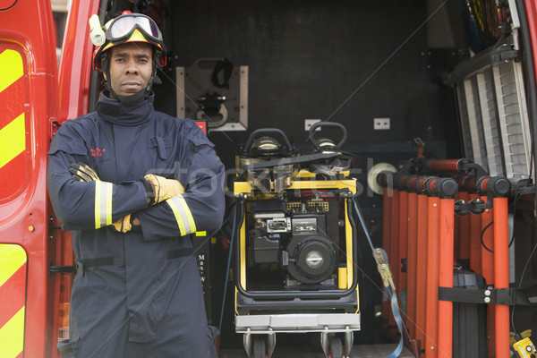 Stockfoto: Brandweerlieden · permanente · uitrusting · klein · brandspuit · portret