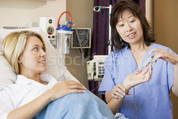 Foto d'archivio: Medico · donna · incinta · donna · felice · lavoro