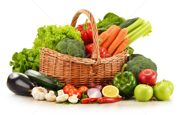 [[stock_photo]]: Brut · légumes · osier · panier · isolé · blanche