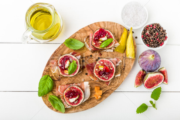 Stock photo: Bruschetta with figs and ham