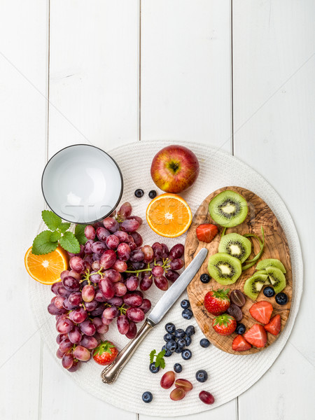Stockfoto: Vers · fruit · salade · kiwi · appels · bananen · druiven