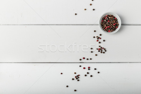 Stockfoto: Kleurrijk · paprika · kom · witte · grond · voedsel