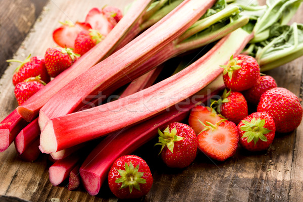 Rhubarb and strawberries Stock photo © Moradoheath