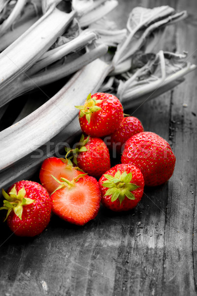 Stockfoto: Aardbeien · vers · houten · ondergrondse · vruchten · gezondheid