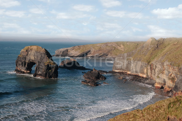 Szűz kilátás kő Írország tengerpart fű Stock fotó © morrbyte