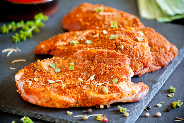 Würzig marinierten Schweinefleisch drei orange grünen Stock foto © mpessaris