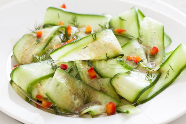 Frischen Gurken Pfeffer Salat Lichtbild Stock foto © mpessaris