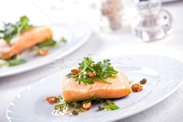 Saumon écrou salade photographie repas fraîches [[stock_photo]] © mpessaris