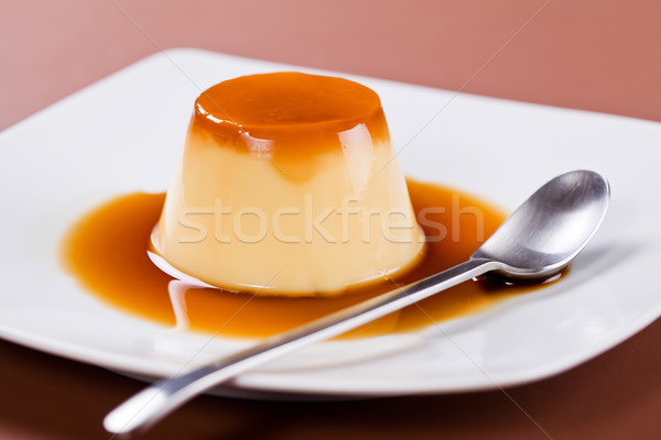 Vanille karamel dessert foto smakelijk Stockfoto © mpessaris