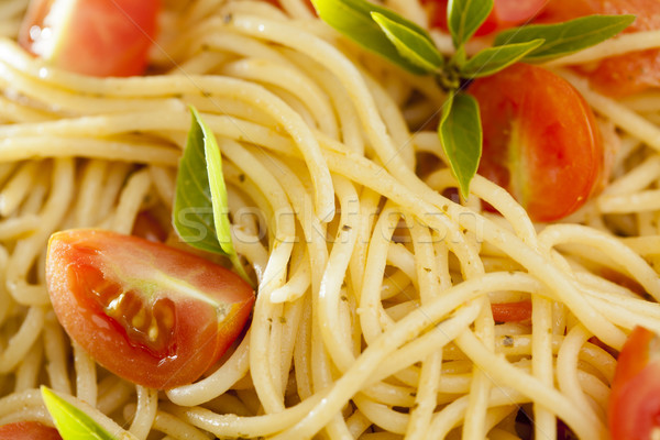 Tomaat basilicum pasta foto maaltijd Stockfoto © mpessaris