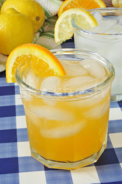 Zomer oranje citroen picknicktafel zomertijd drinken Stockfoto © MSPhotographic