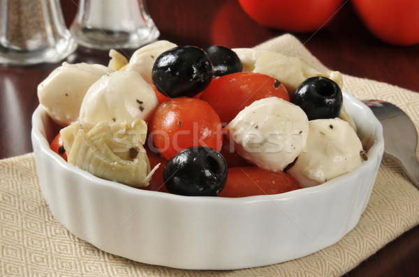 Domates mozzarella salata peynir siyah zeytin Stok fotoğraf © MSPhotographic