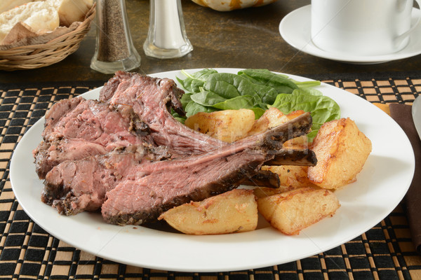 Rack agneau dîner juteuse pommes de terre [[stock_photo]] © MSPhotographic