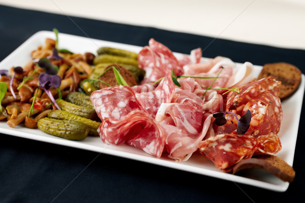 Snacks wodka keuze Italiaans vlees olijven Stockfoto © mtoome