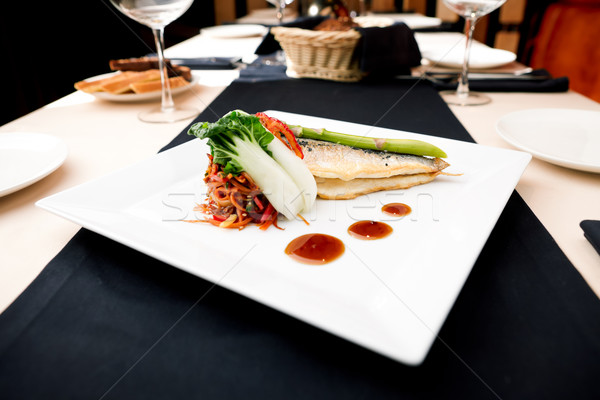Pesce asparagi verdura wok teriyaki Foto d'archivio © mtoome