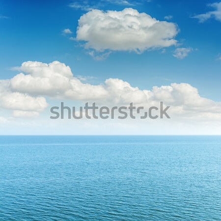 Albastru mare noros cer apă peisaj Imagine de stoc © mycola