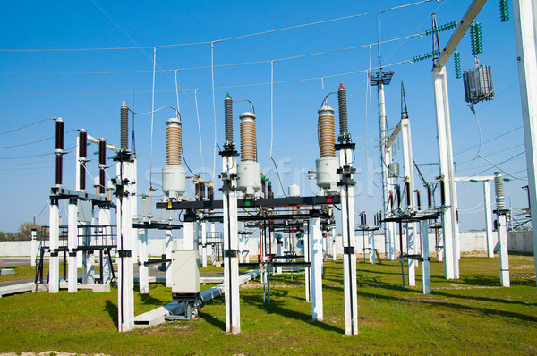 Ver alta tensão rede fábrica industrial eletricidade Foto stock © mycola