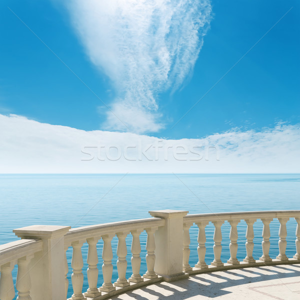 Balkon Meer bewölkt Himmel Wasser Landschaft Stock foto © mycola