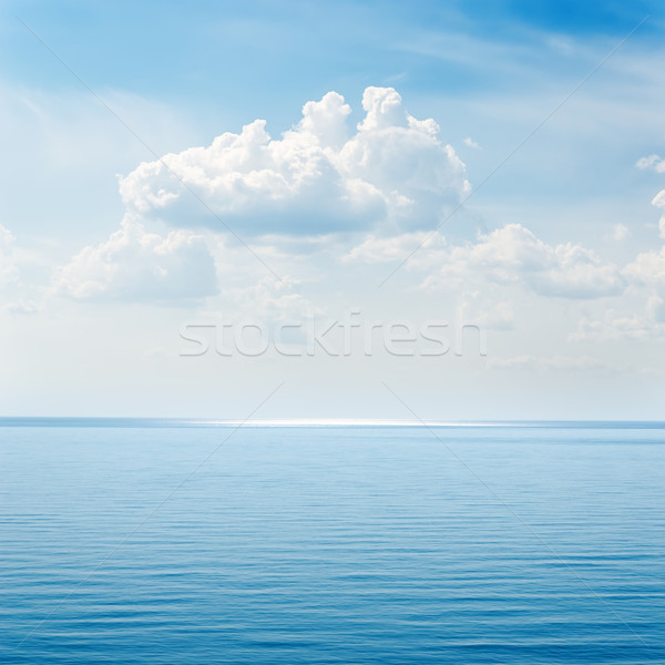 Wolken blau Meer Wasser Landschaft Hintergrund Stock foto © mycola