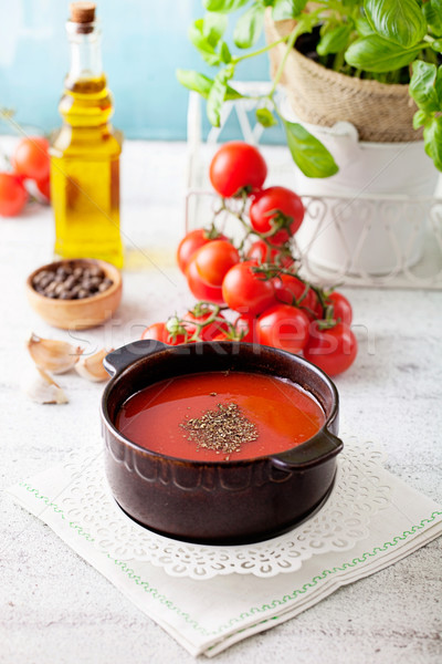 Zdjęcia stock: Zupa · pomidorowa · oliwy · bazylia · żywności · obiedzie
